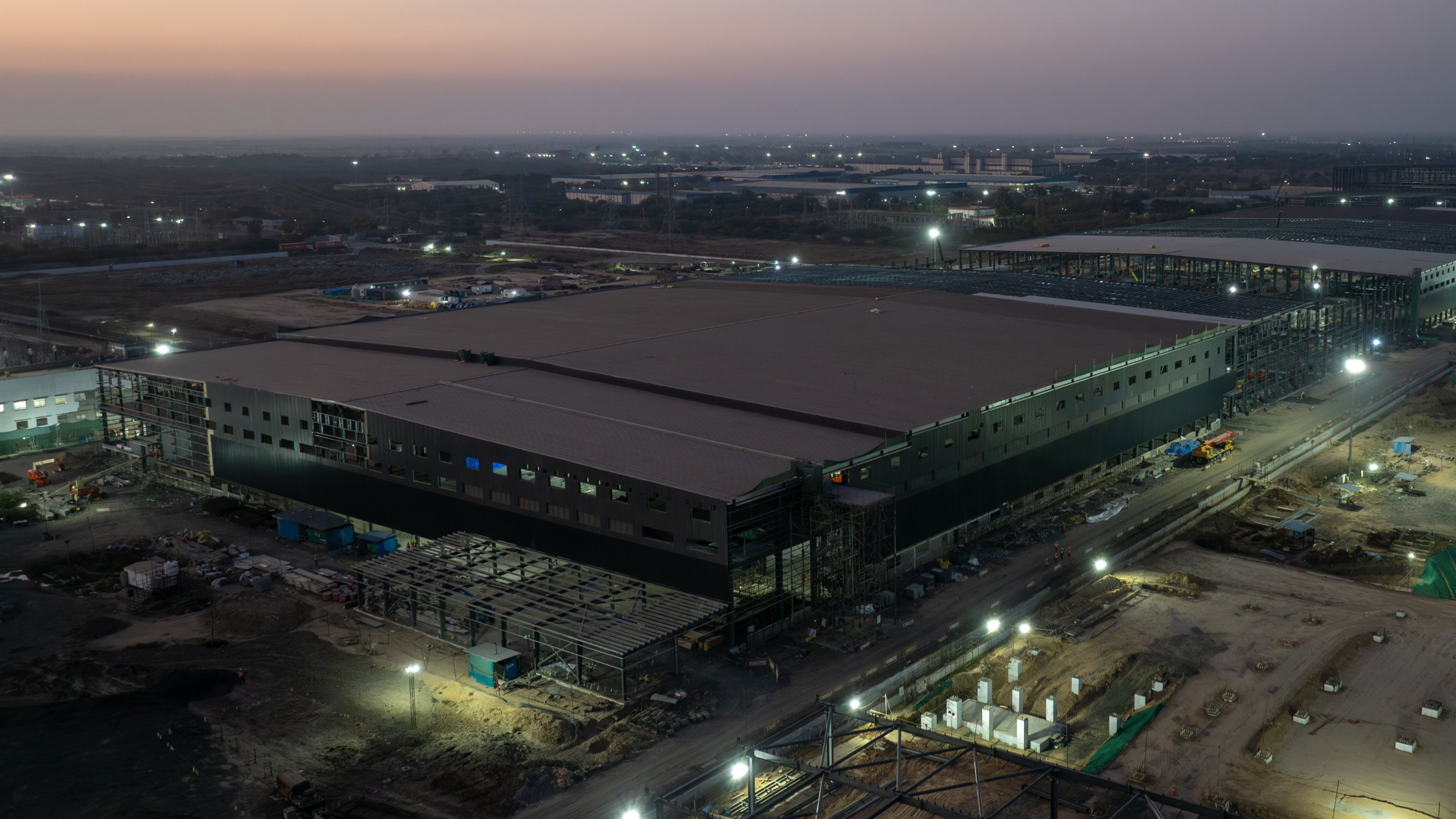 Agratas advances 20 GWh battery plant in western India