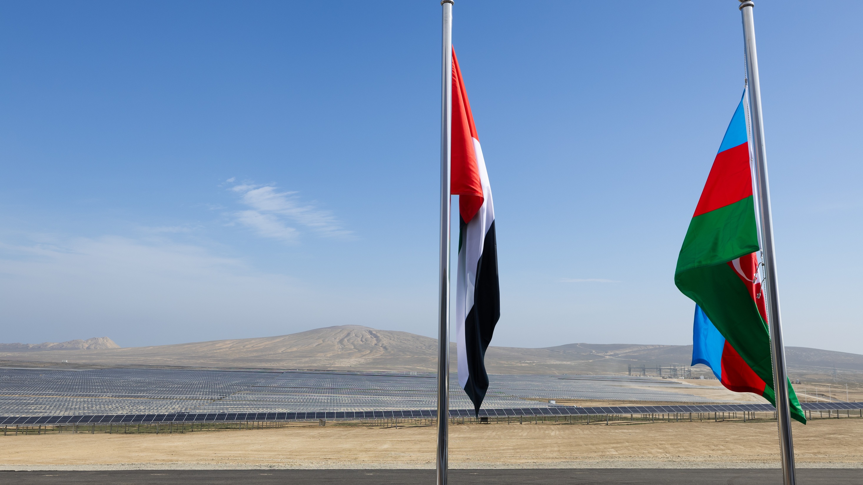 Azərbaycan və BƏƏ Naxçıvanda 100 MVt-lıq "fasiləsiz" bərpaolunan enerji layihəsini inkişaf etdirəcək