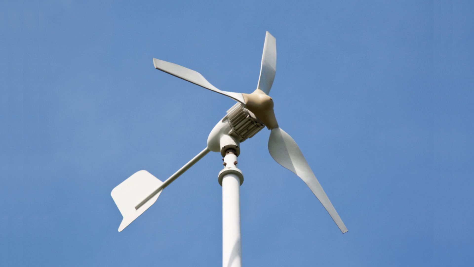 Azerbaijan imports six wind-powered electric generating sets from China and US
